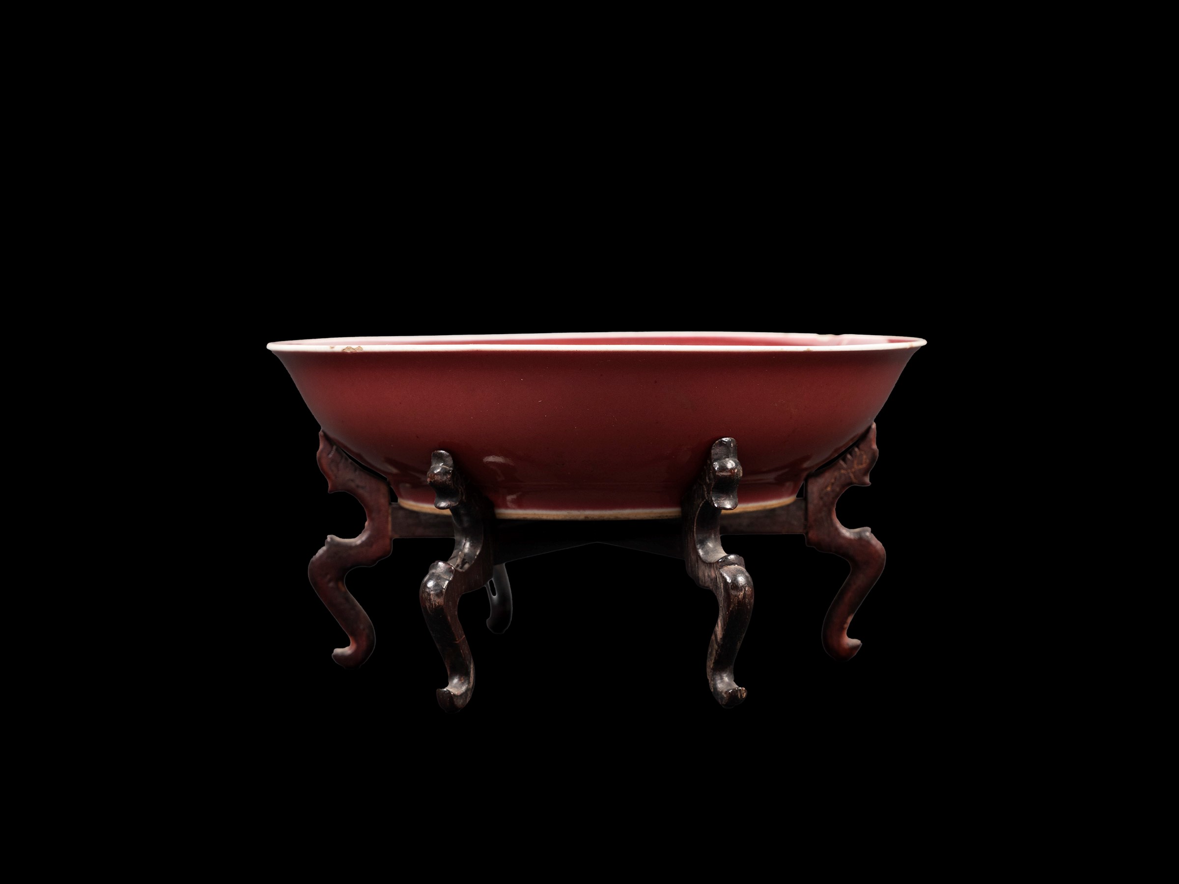 PIATTO IN PORCELLANA MONOCROMA