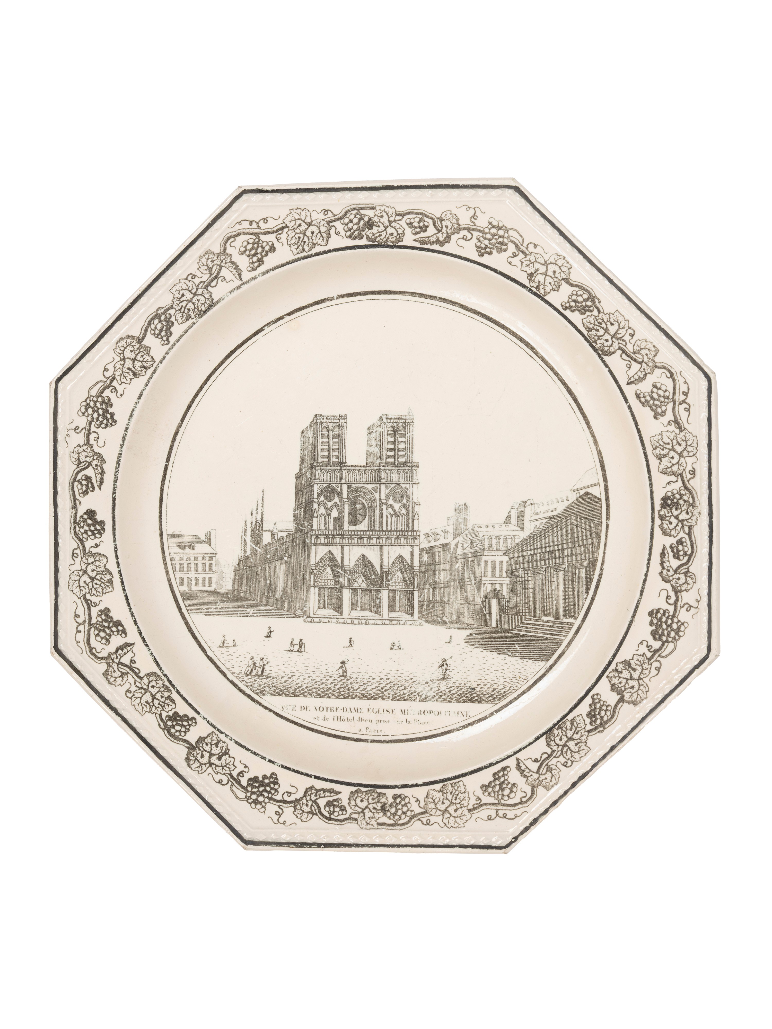 Set di sedici piatti decorativi, Creil Théodore, Francia, inizio XIX secolo