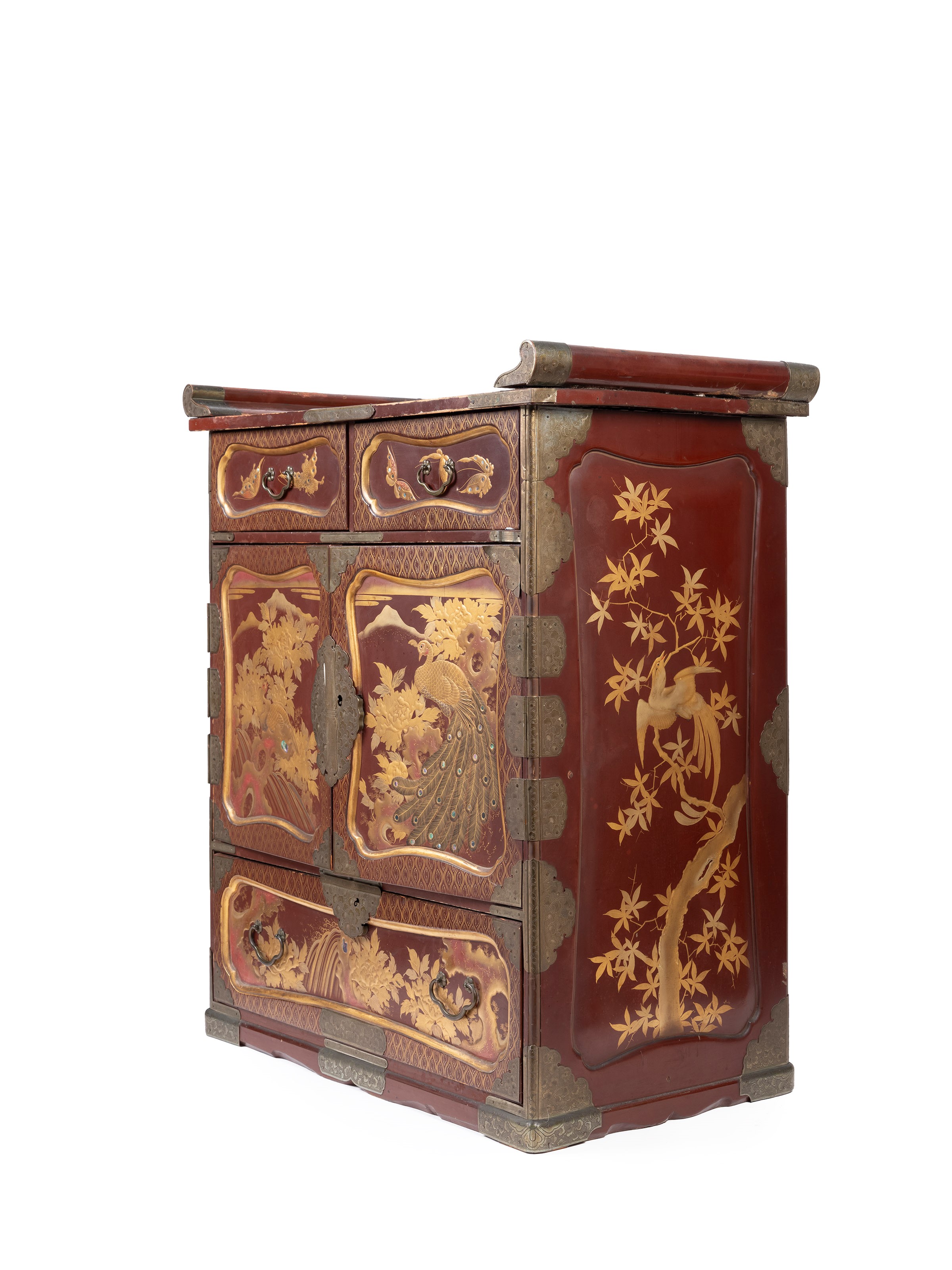 CABINET IN LACCA