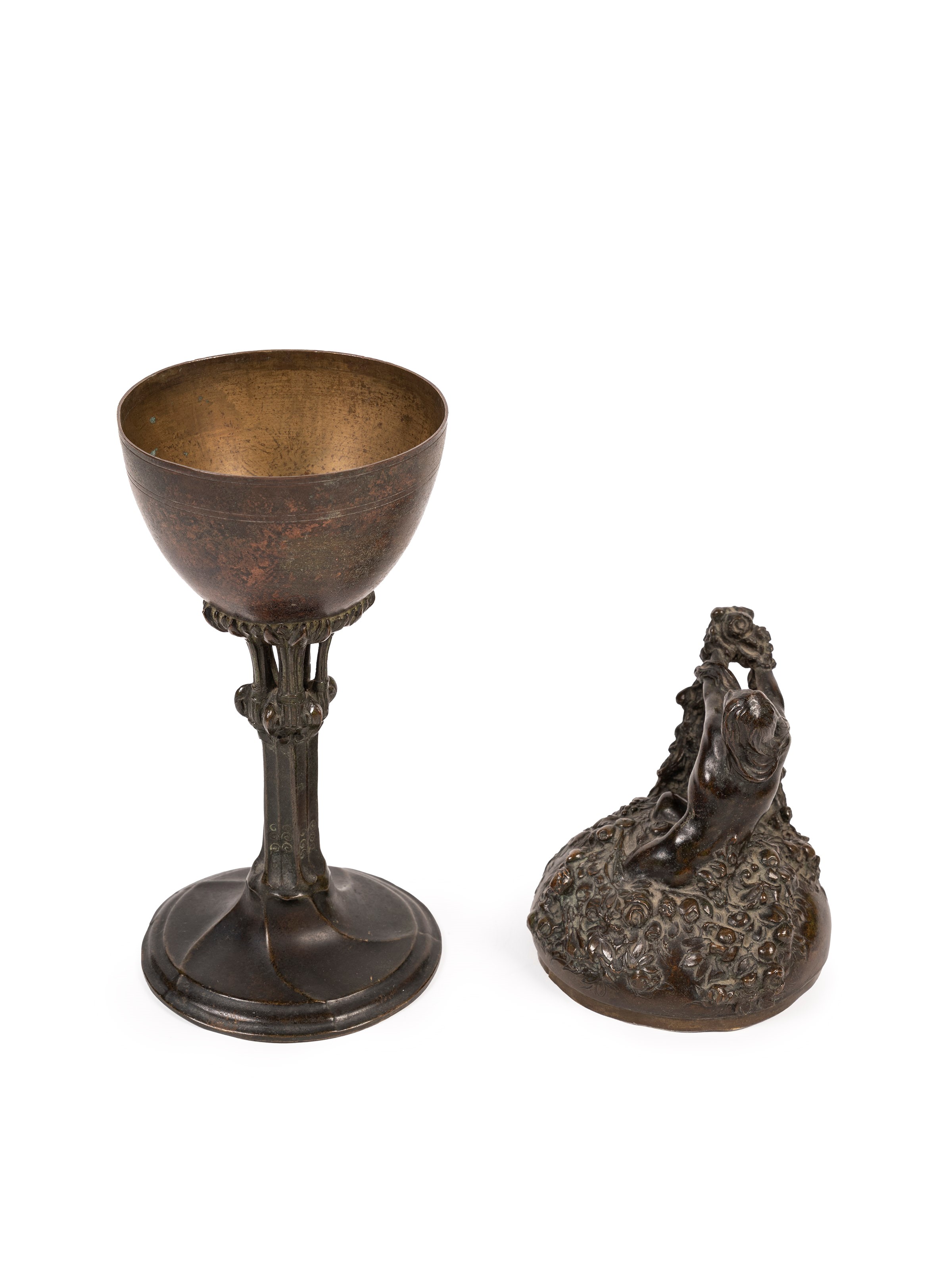Coppa con coperchio in bronzo, circa 1910