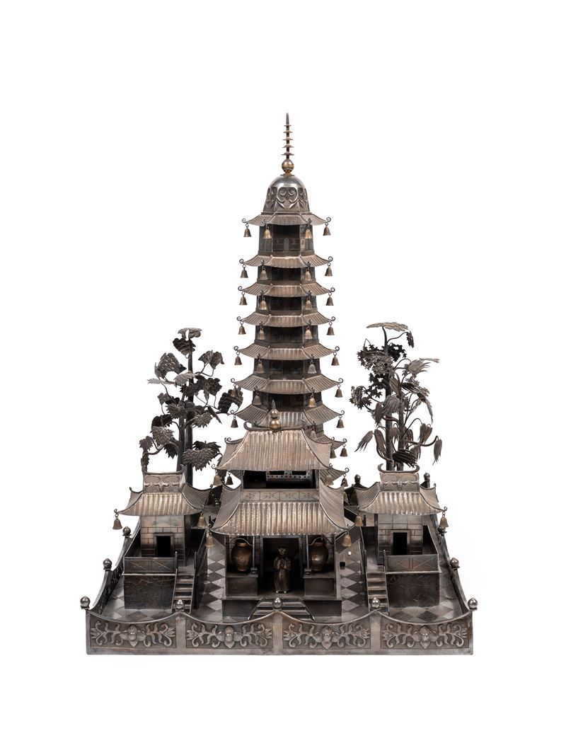 Tempio cinese in argento con pagode, XX secolo