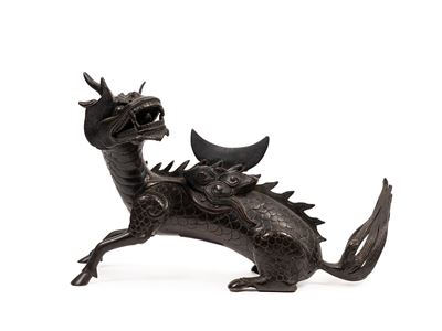 Porta specchio in bronzo con rappresentazione di kirin, Cina, XVII/XVIII secolo