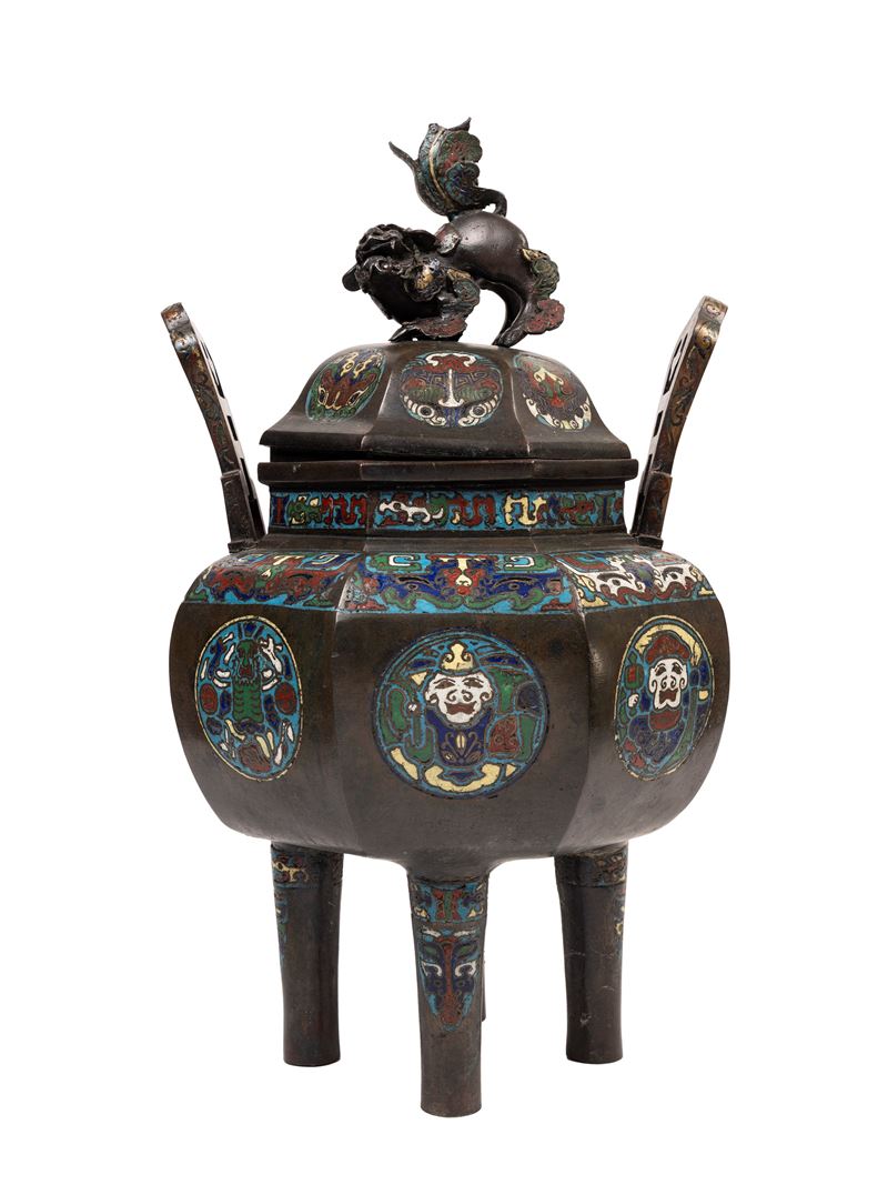 Incensiere tripode in bronzo cloisonné, Giappone, periodo Meiji (1868-1912)