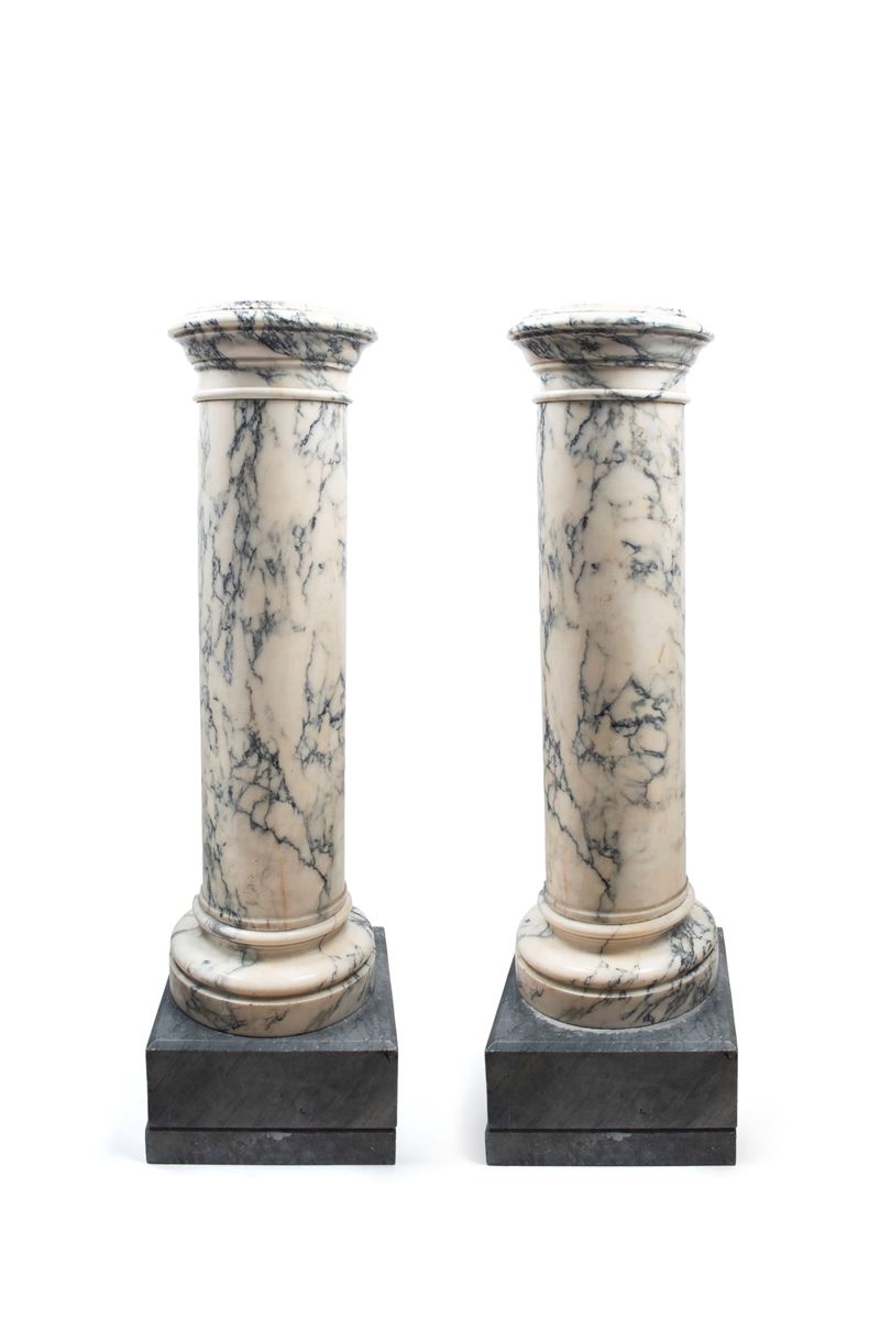 Coppia di colonne in marmo di Carrara, fine XIX secolo