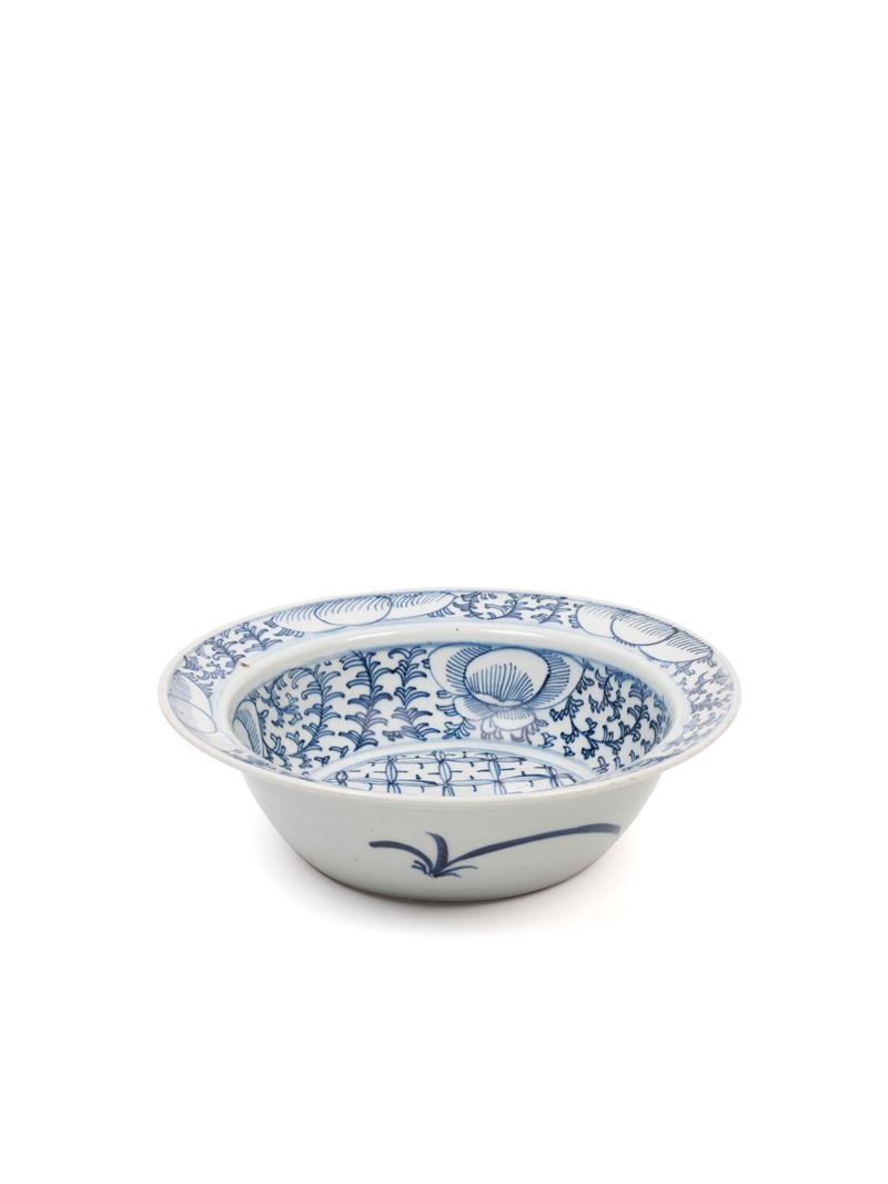 Ciotola in porcellana bianca e blu, Cina, dinastia Qing (1644-1911)