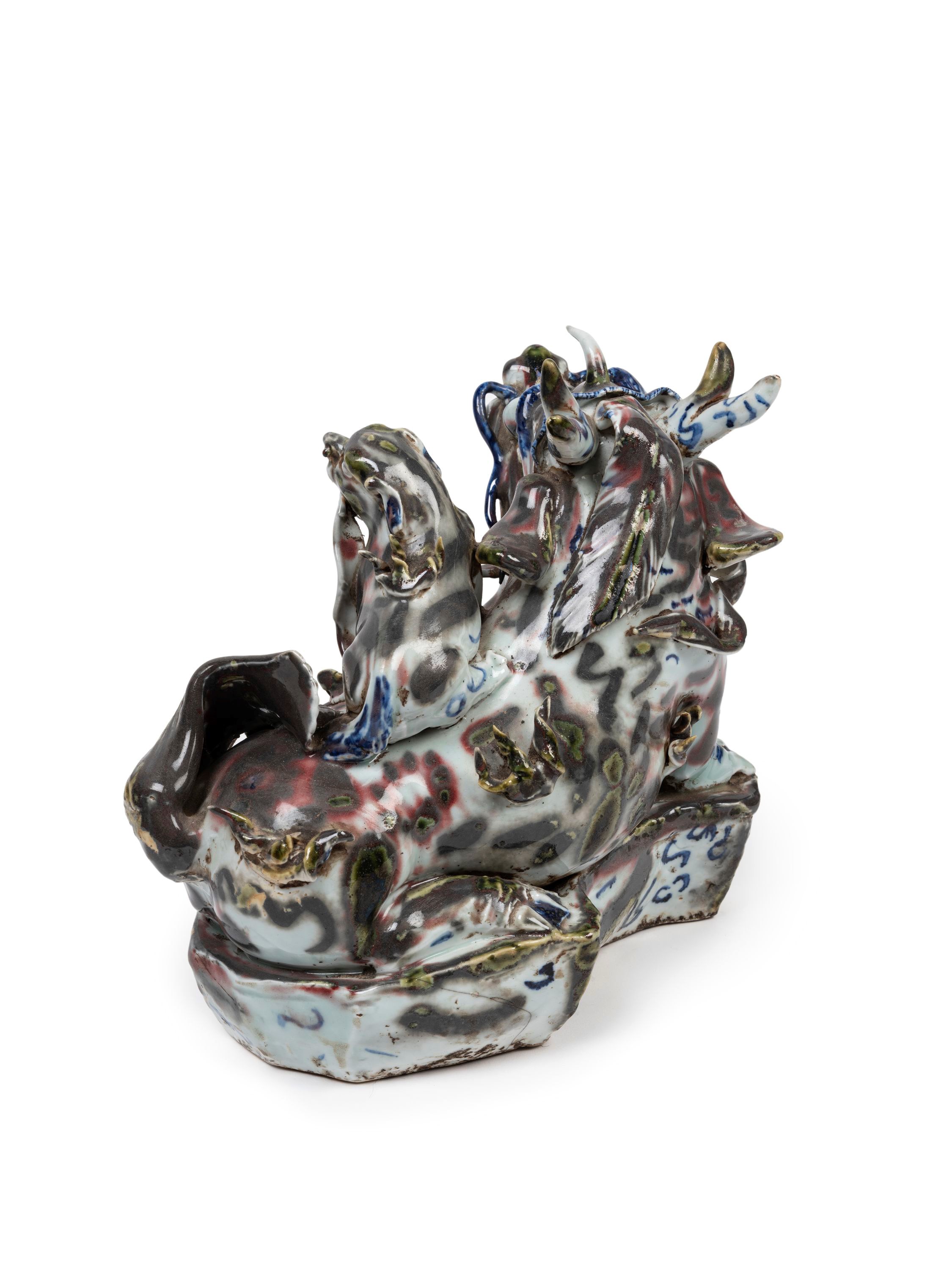 CANE DI PHO IN PORCELLANA