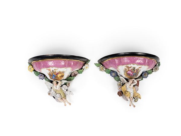 PAIR OF POLYCHROME PORCELAIN BRACKETS