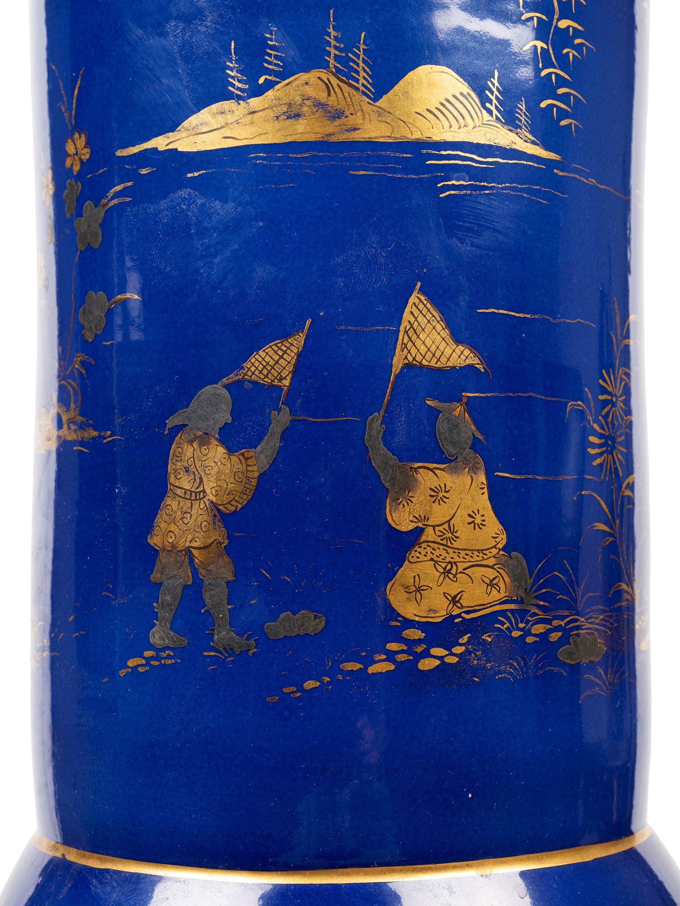 VASO IN PORCELLANA BLU E ORO DECORATO A CHINOISERIE
