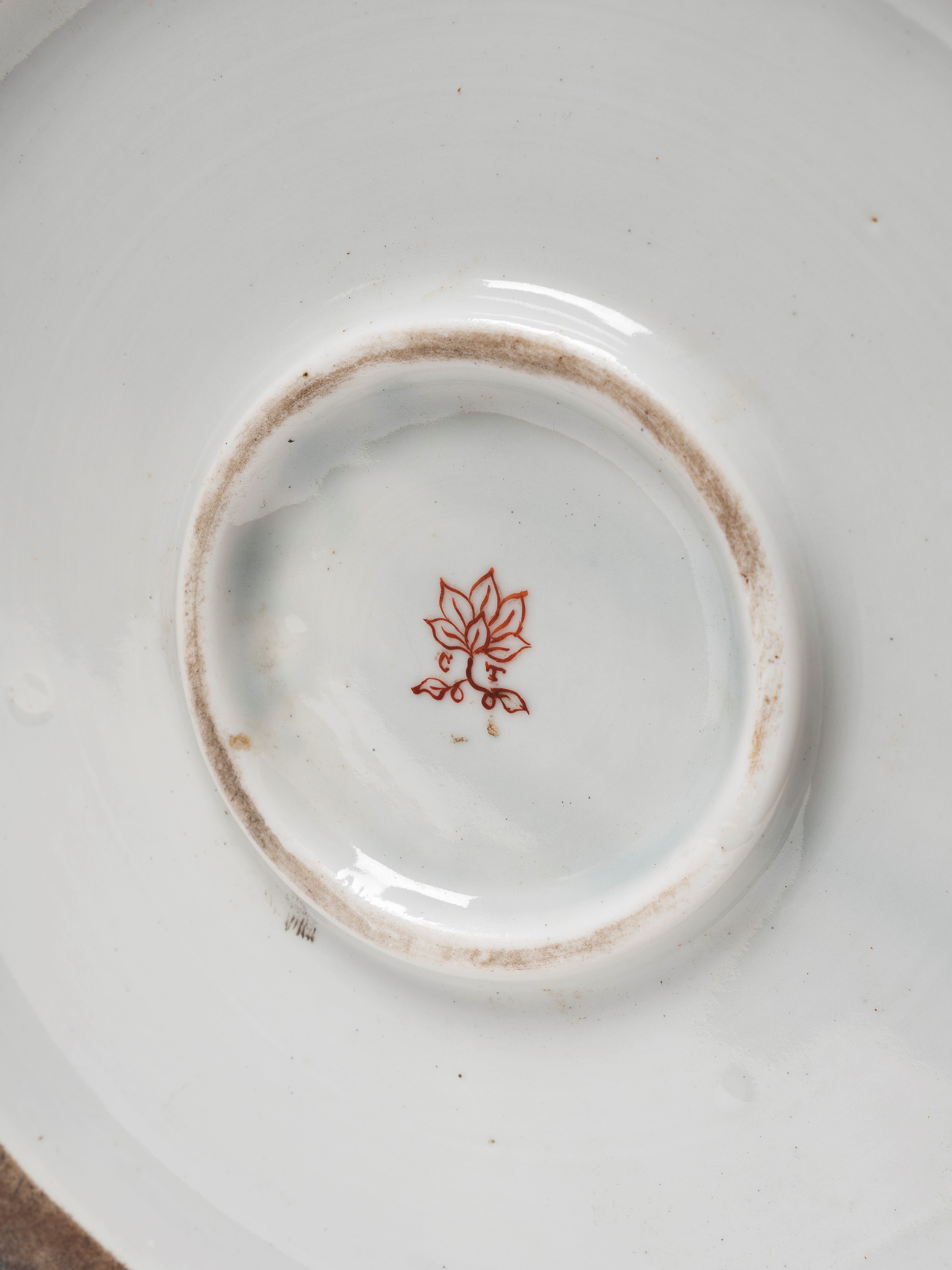 VASO IN PORCELLANA BLU E ORO DECORATO A CHINOISERIE