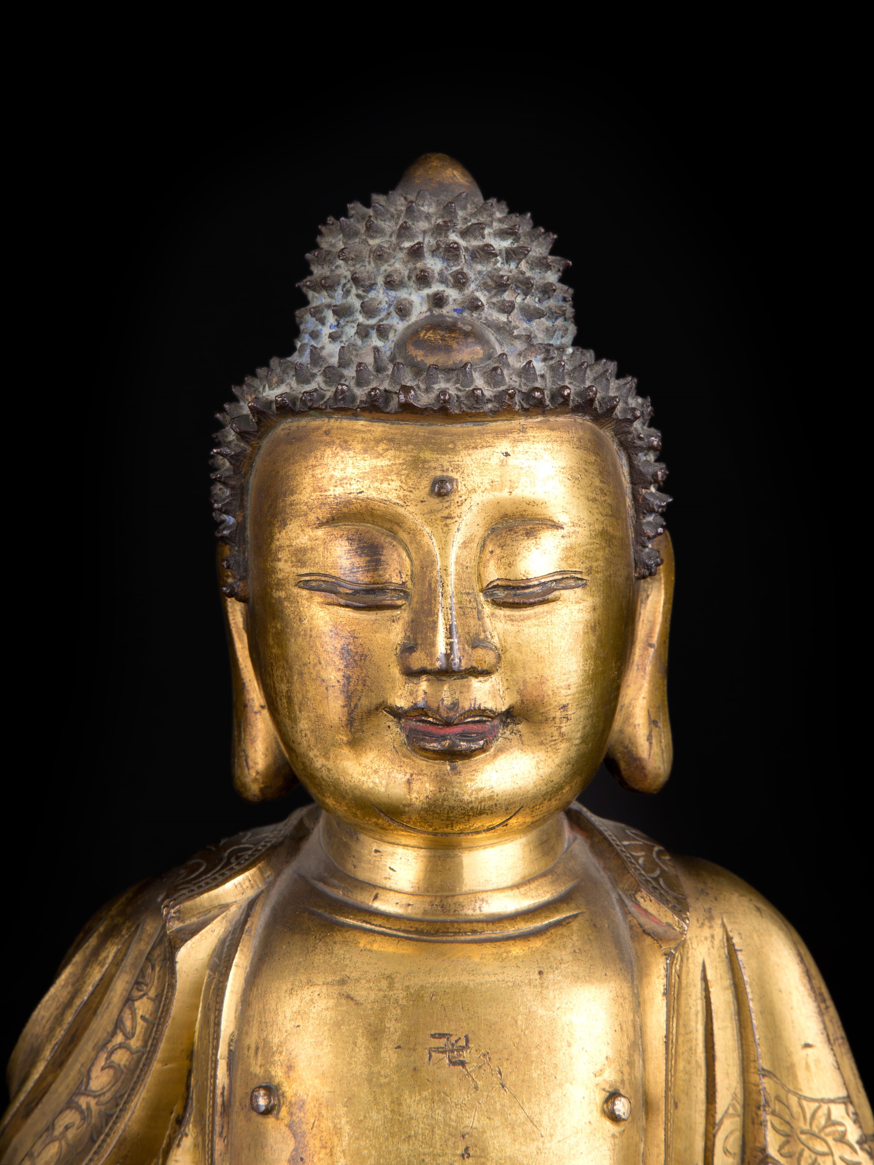 BUDDHA SEDUTO IN BRONZO DORATO