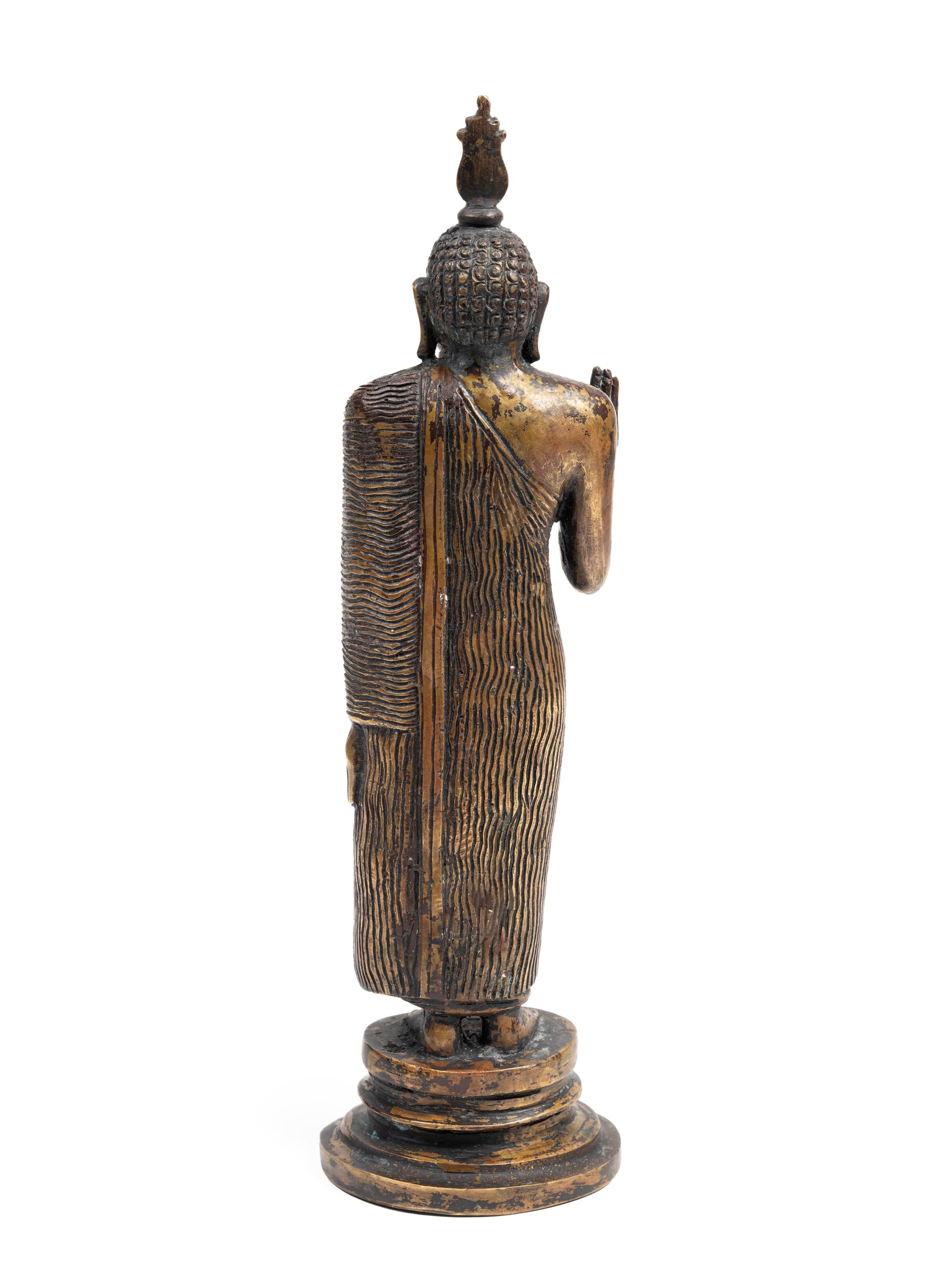 Scultura in bronzo raffigurante Buddha Kandyano, secolo XIX