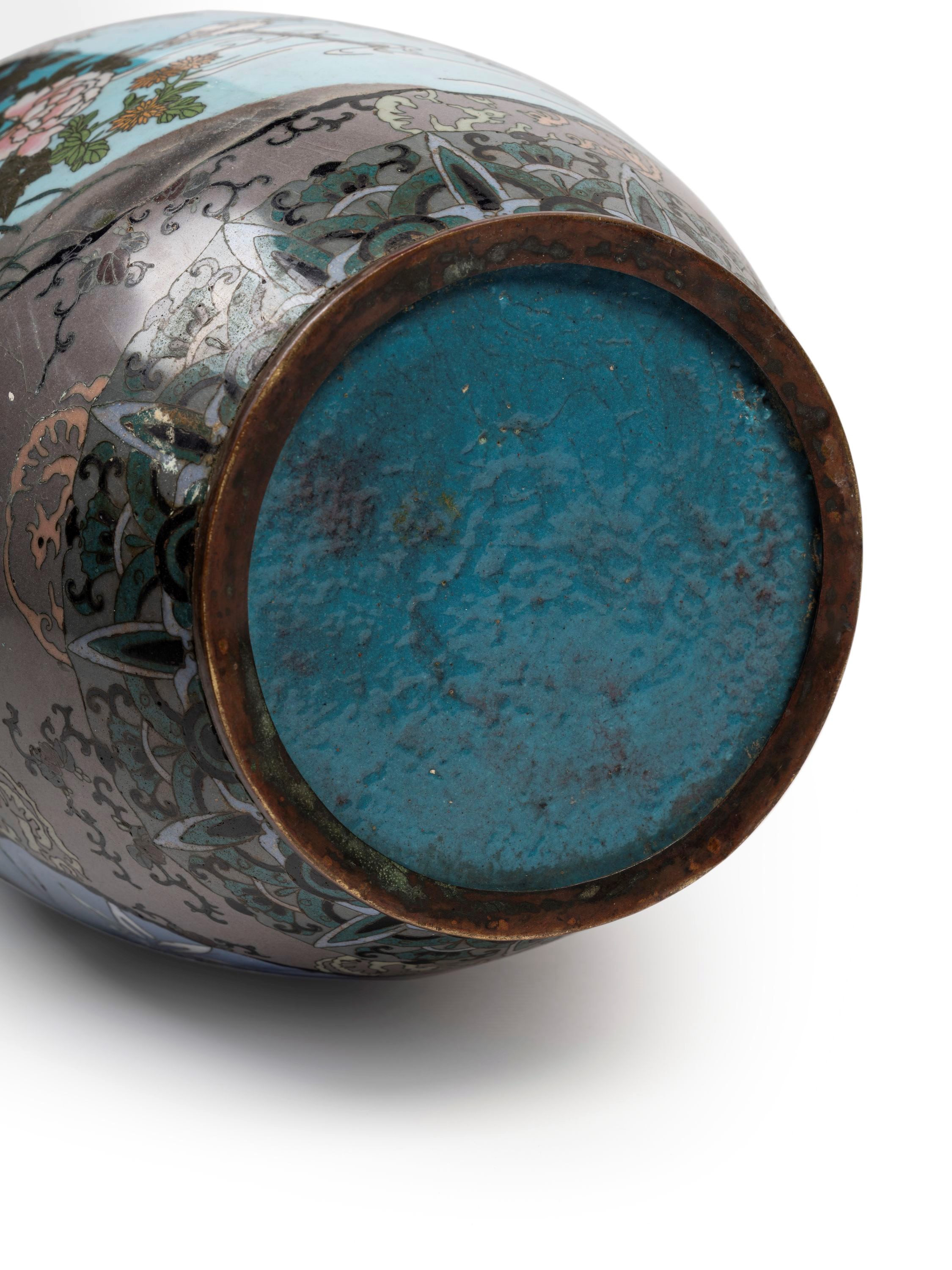 Vaso Cloisonné, Giappone, periodo Meiji, h 62 cm