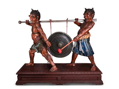 Scultore Giapponese, Enorme scultura in legno laccato raffigurante due oni