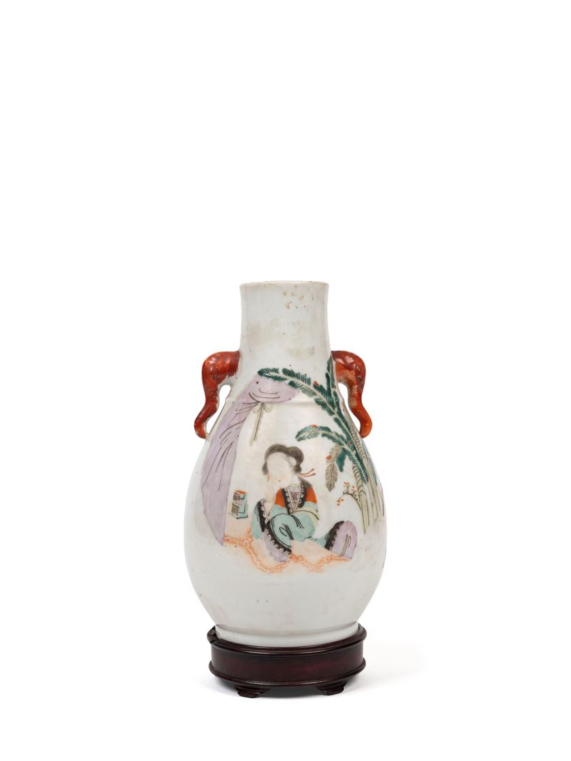 PICCOLO VASO IN PORCELLANA QIANJIANG