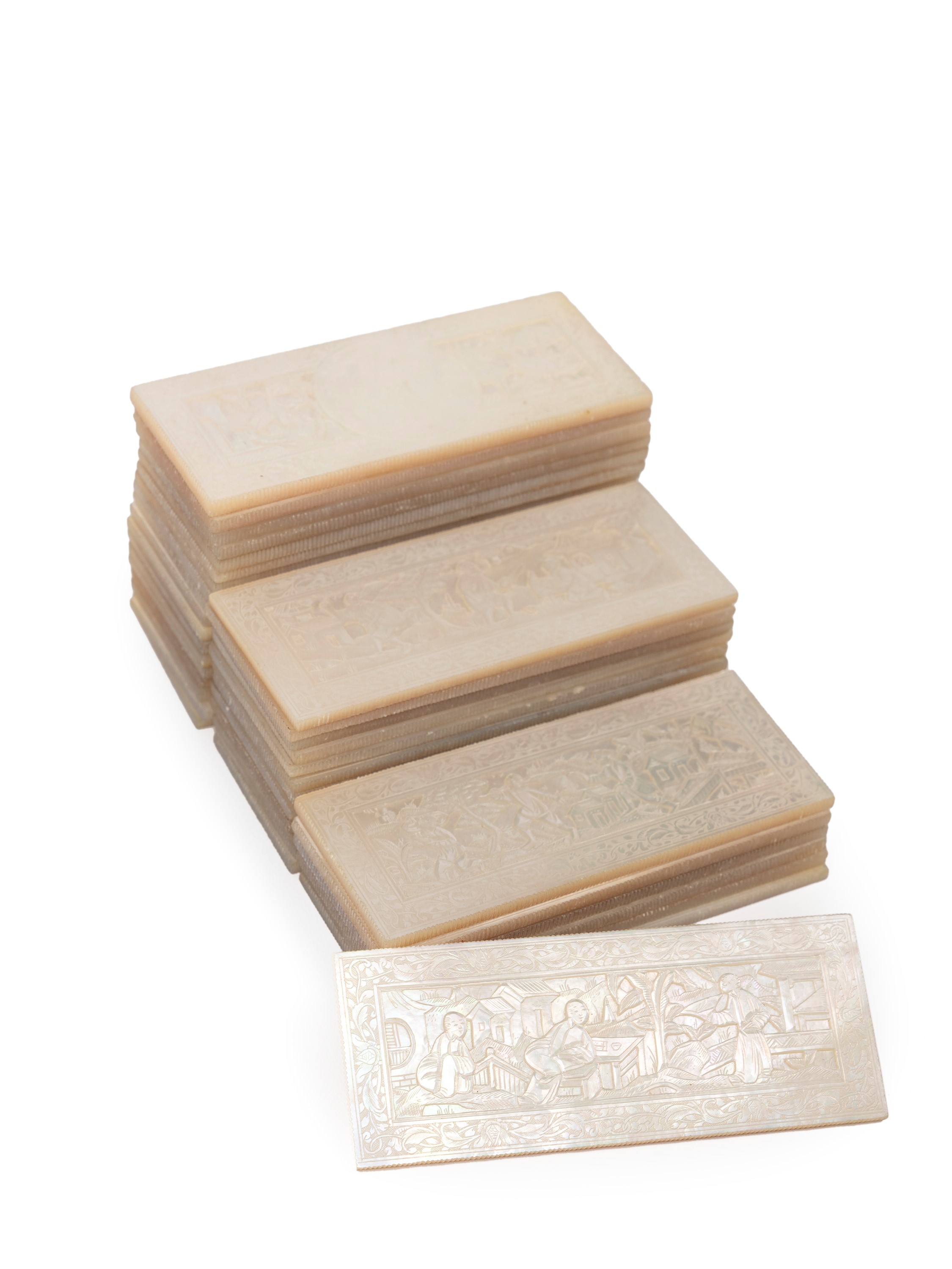 COLLEZIONE DI FICHES IN MADREPERLA