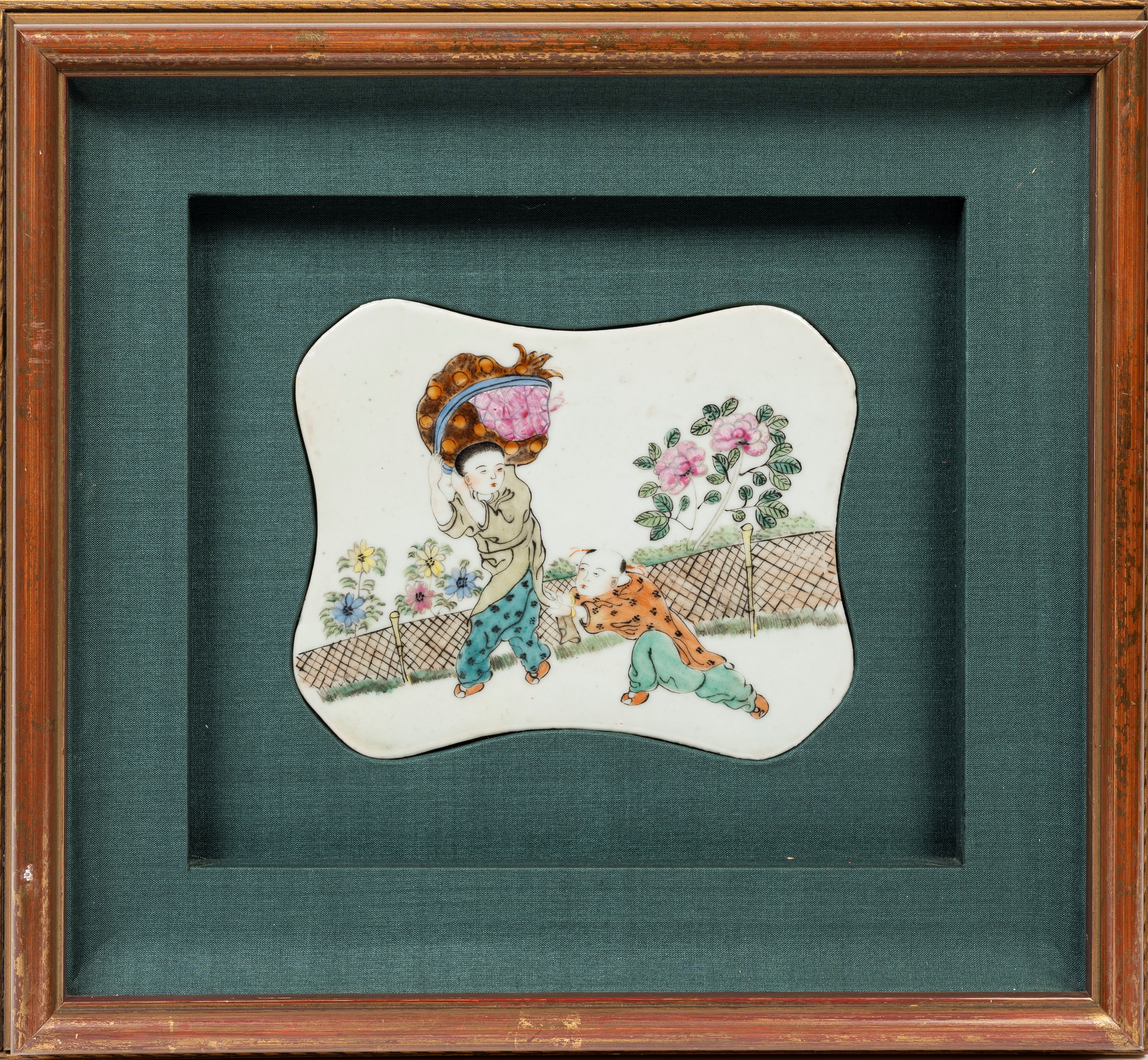 CINQUE PLACCHE IN PORCELLANA FAMIGLIA ROSA