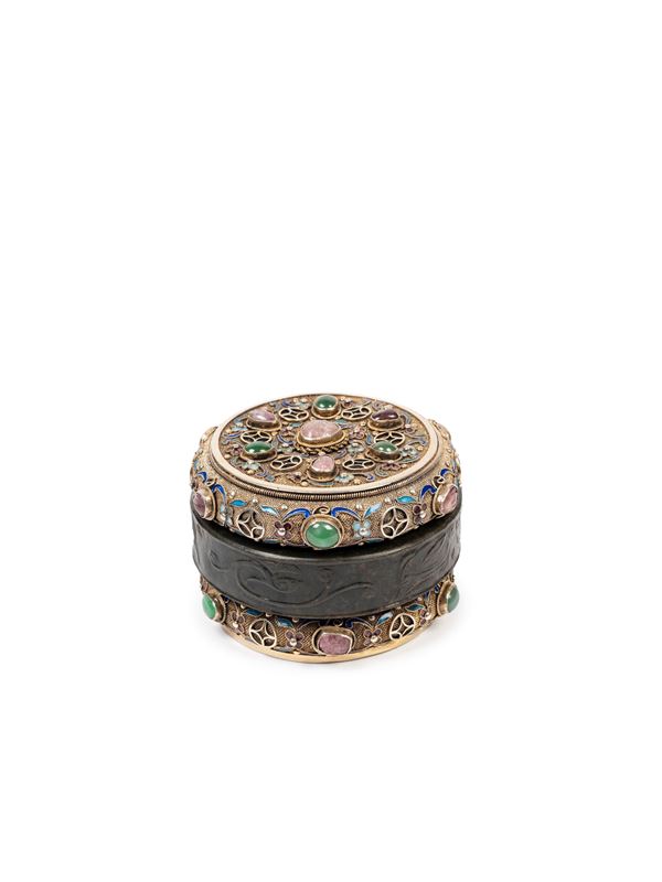 A JADE SILVER AND HARDSTONE BOX