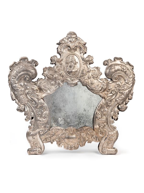 A LARGE SILVER CARTAGLORIA ON WOODEN CORE