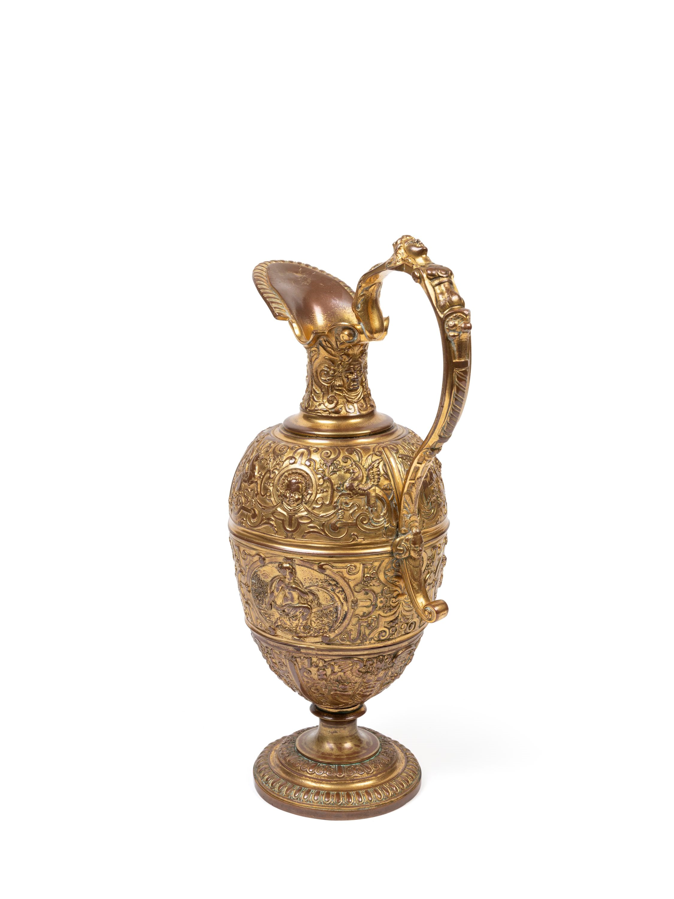 Brocca in bronzo dorato, Francia, secolo XIX