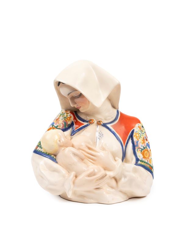 Sandro Vacchetti Essevi - POLYCHROME EARTHENWARE SCULPTURE DEPICTING SARDINIAN MOTHERHOOD
