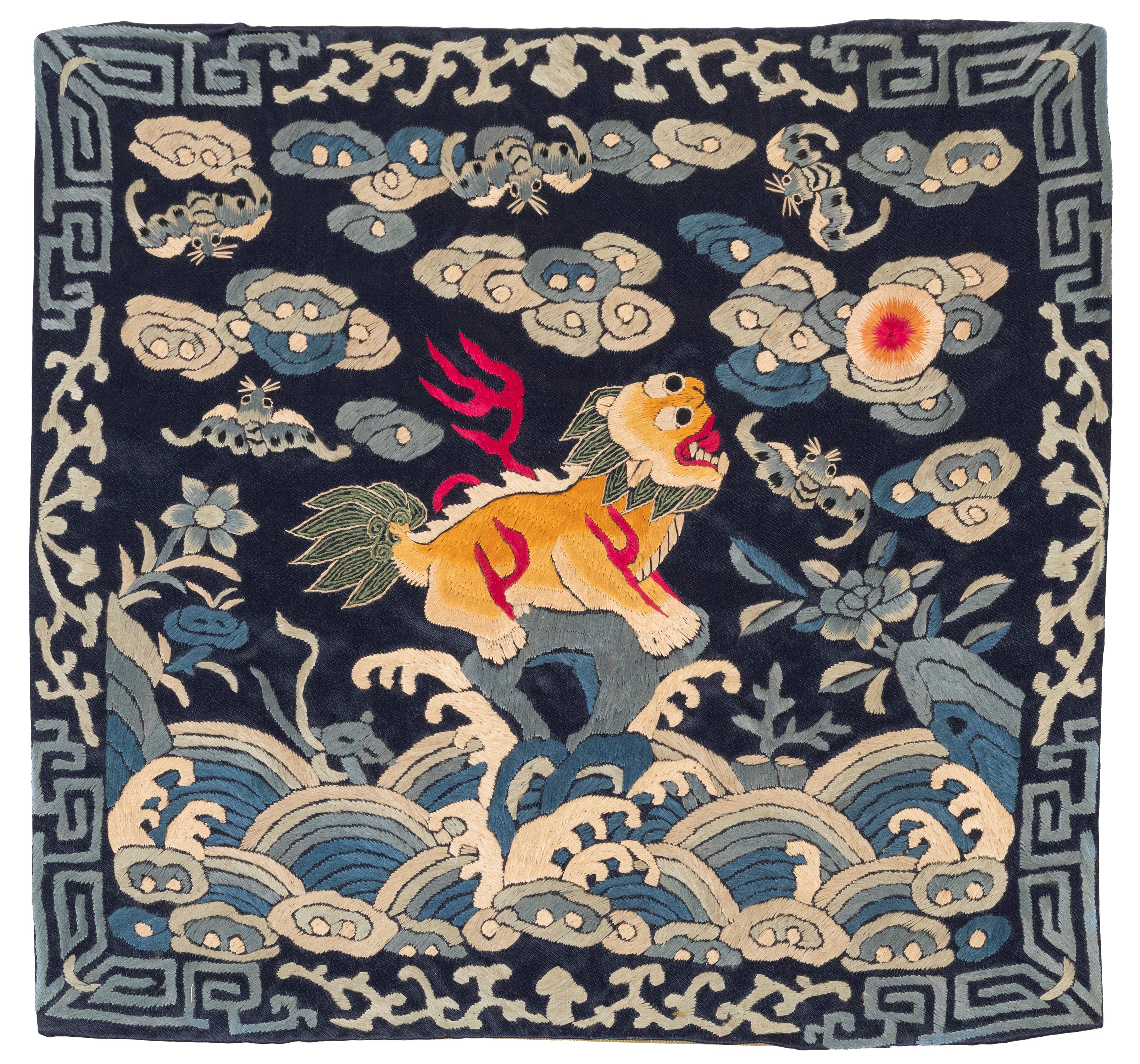 Cina, Dinastia Qing (1644-1911), Sedici 'Rank Badges' in seta ricamata