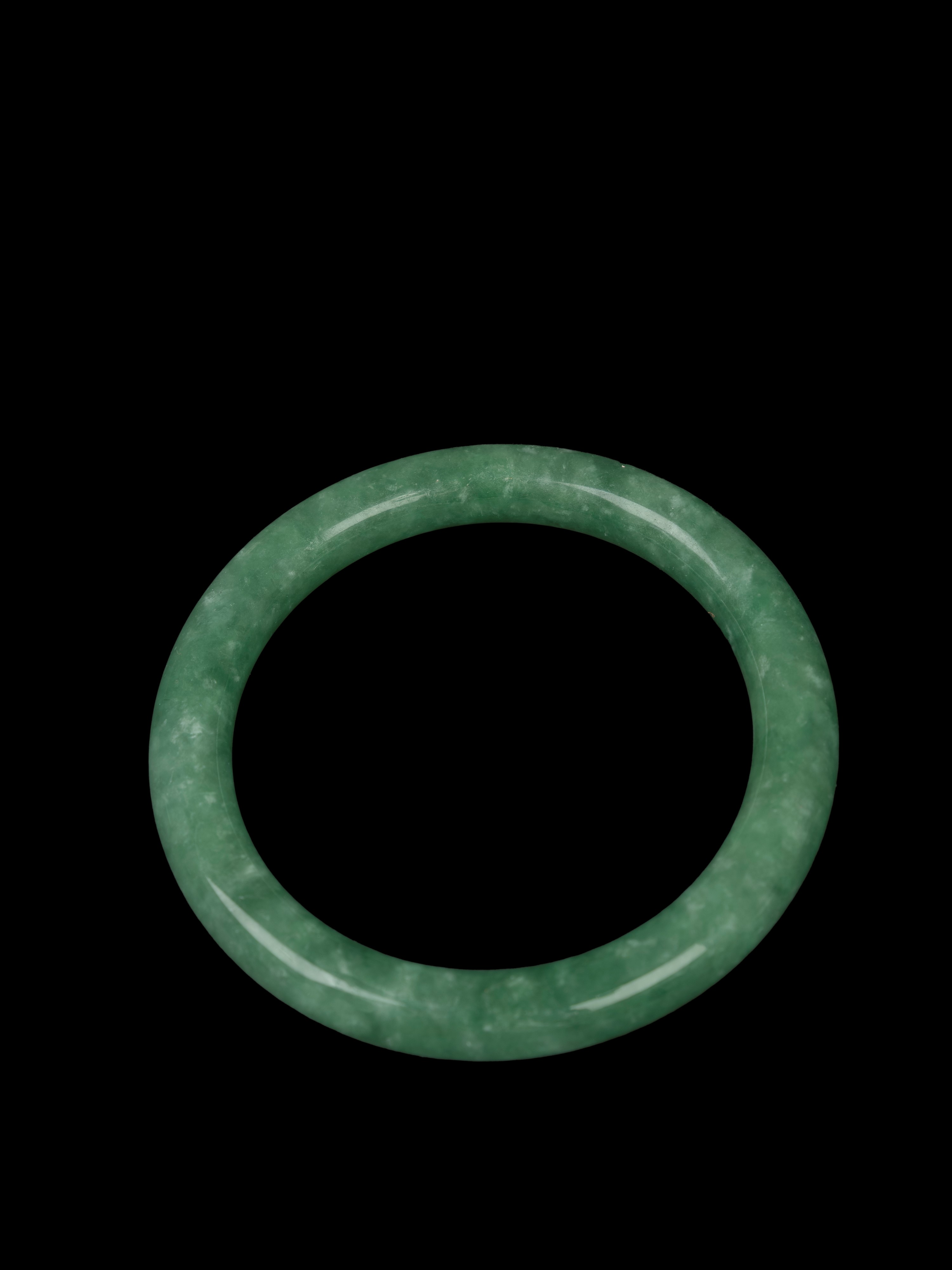 BRACCIALE IN GIADEITE