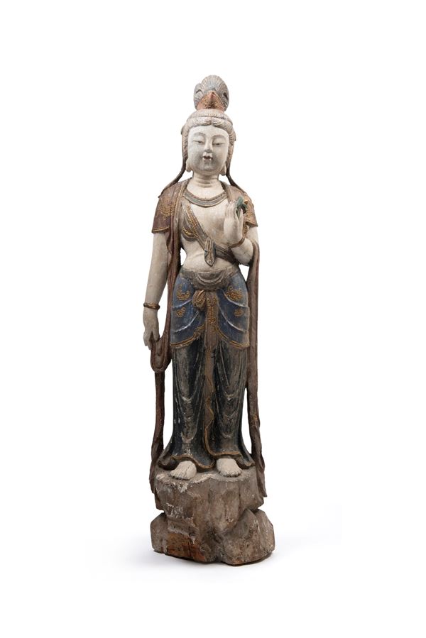 POLYCHROME LACQUERED WOOD SCULPTURE DEPICTING GUANYIN