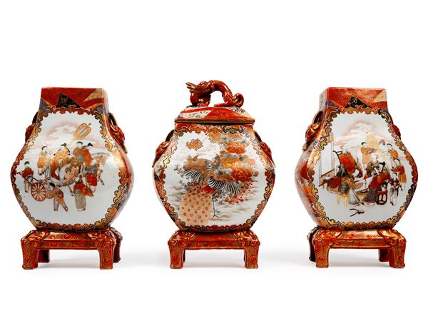 THREE KUTANI PORCELAIN VASES