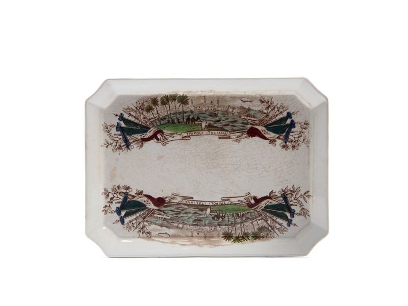Piattino in ceramica, Paesaggio di Tripoli, Italia, XX secolo