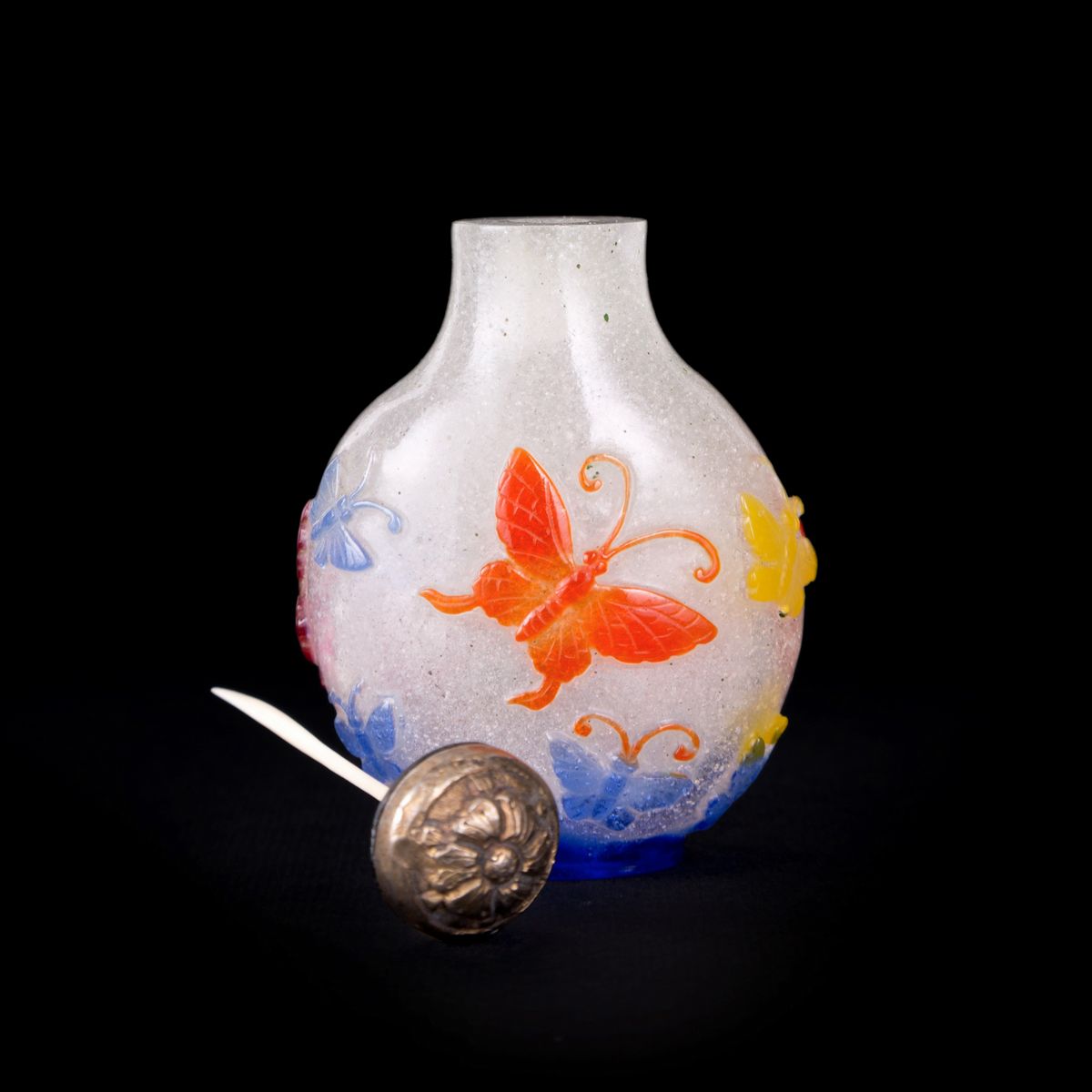SNUFF BOTTLE IN VETRO CAMMEO A CINQUE COLORI