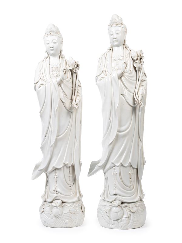 PAIR OF LARGE BLANC DE CHINE SCULPTURE DEPICTING GUANYIN
