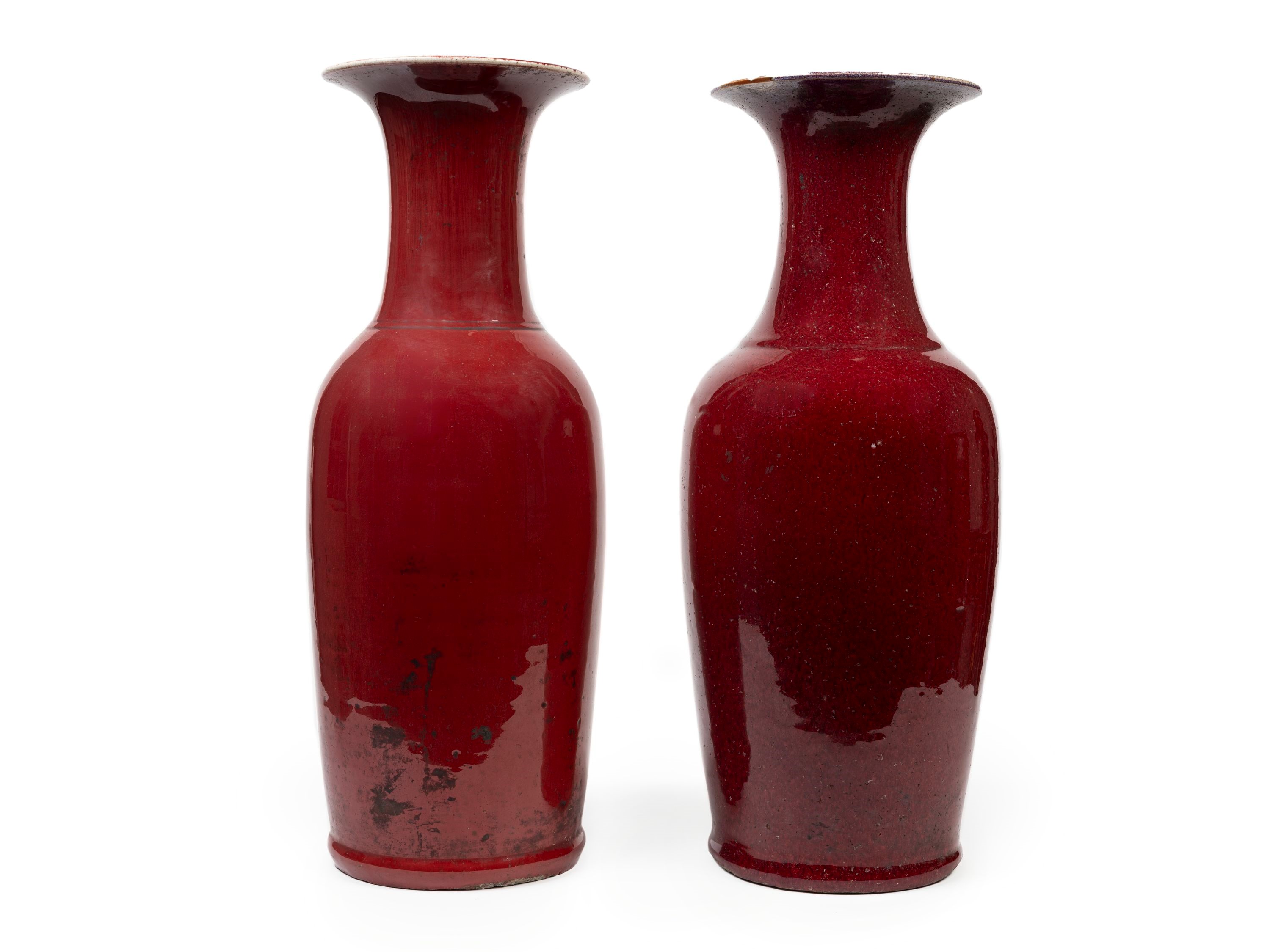 Vasi in porcellana Sangue di Bue, Cina, dinastia Qing, XIX secolo