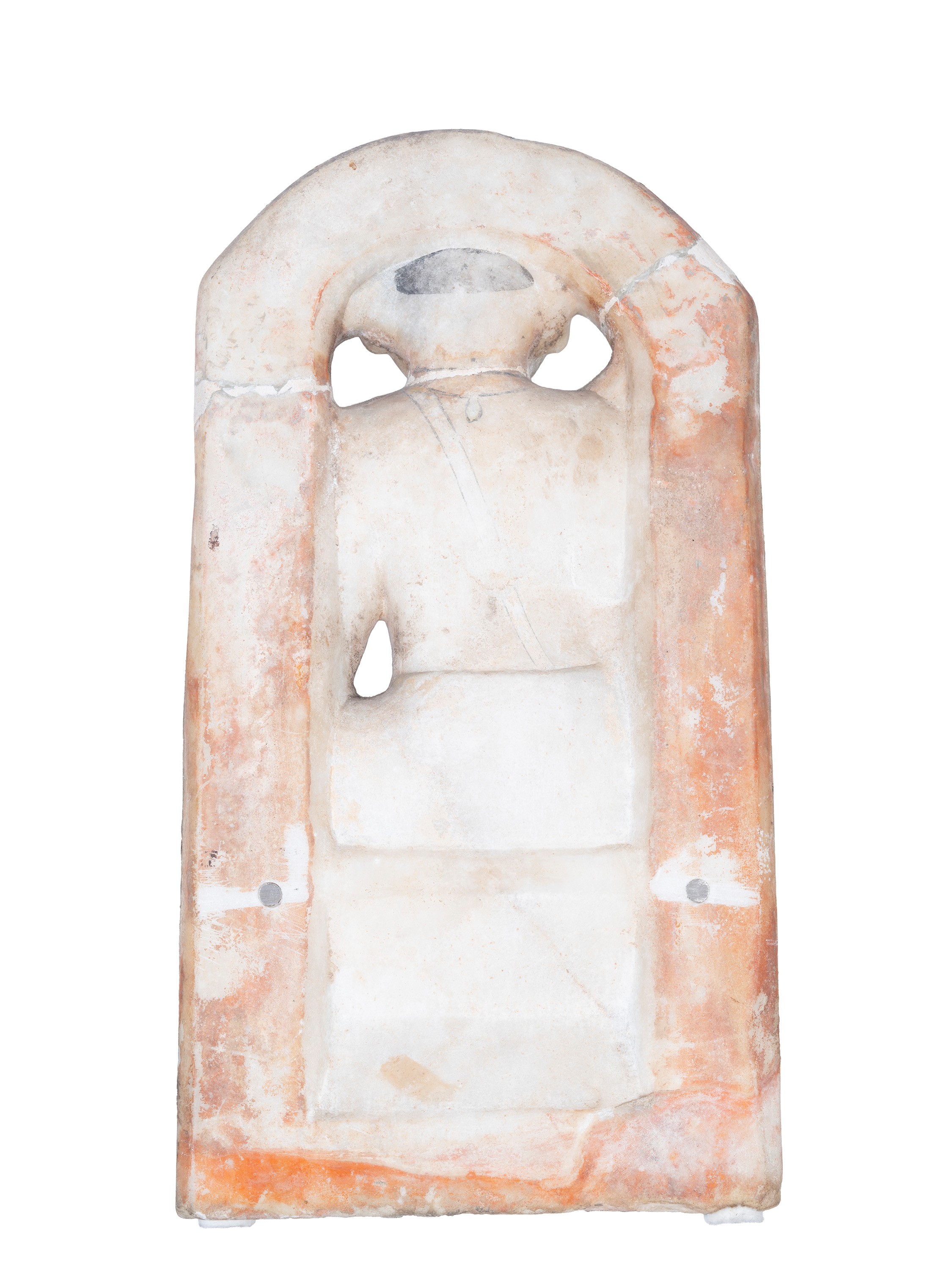 Sculture indiane in marmo, rappresentazione di divinità e vasca floreale