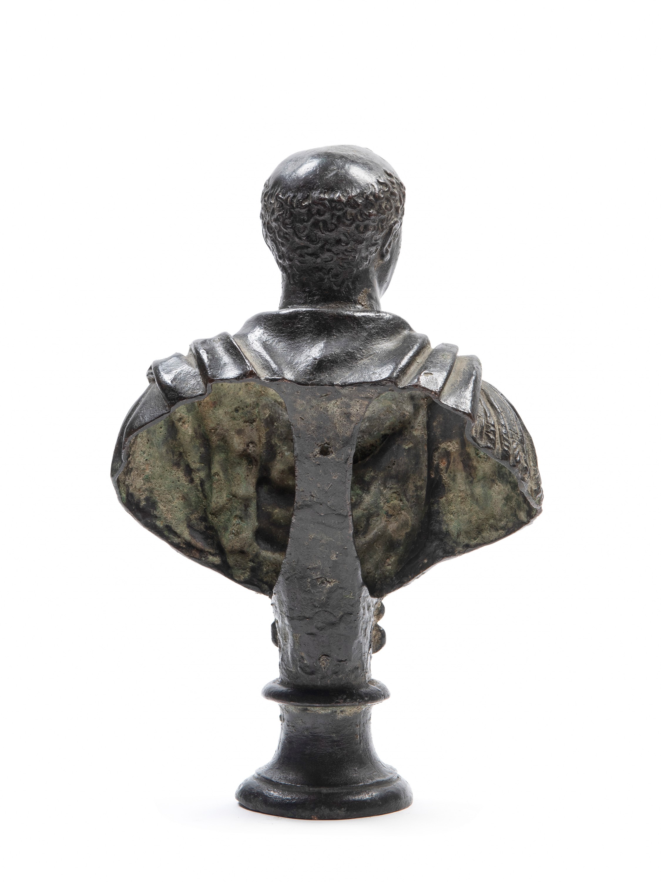 Busto in bronzo a patina scura raffigurante l'Imperatore Vespasiano, XVII secolo