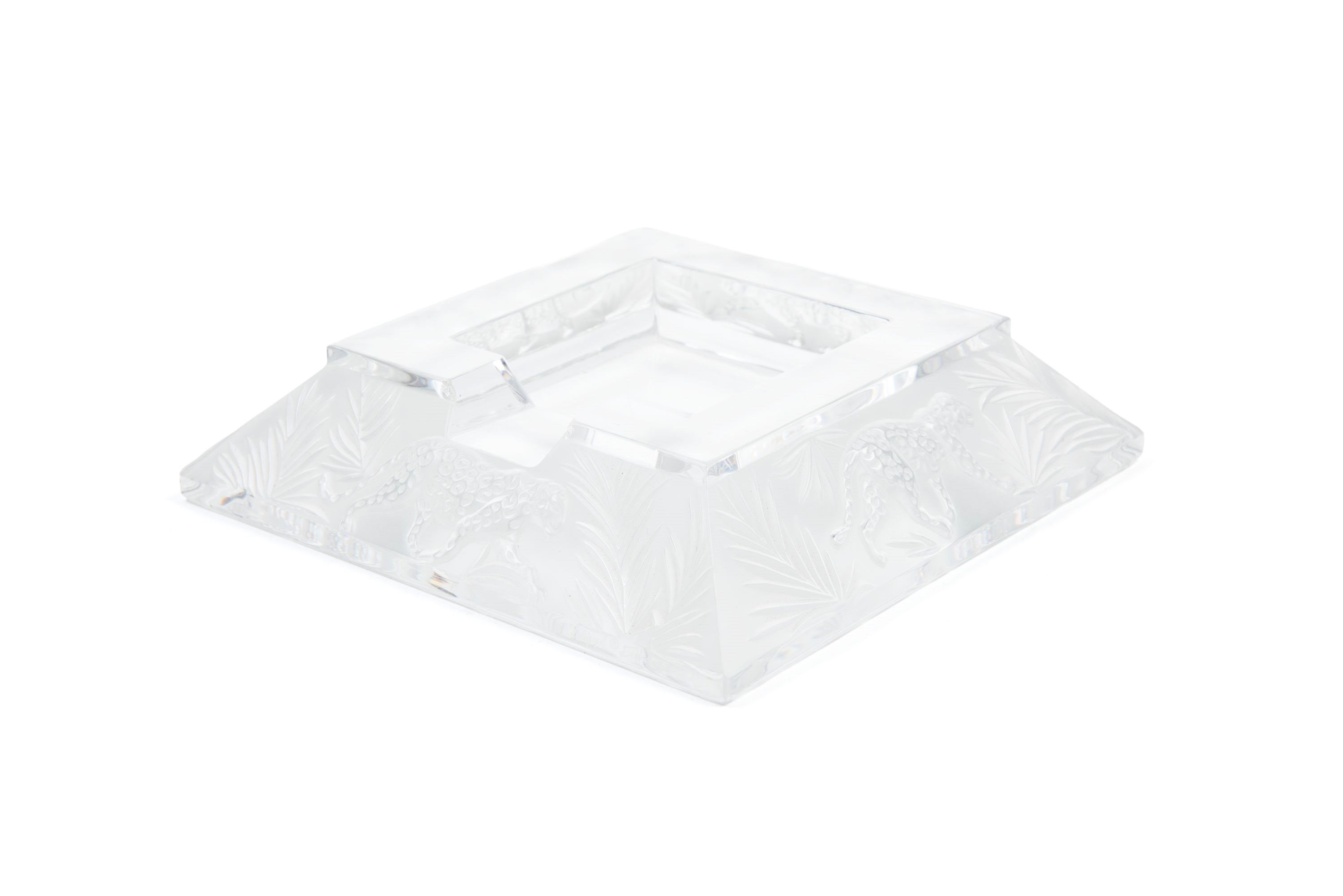 Lalique France - Posacenere in vetro decorato