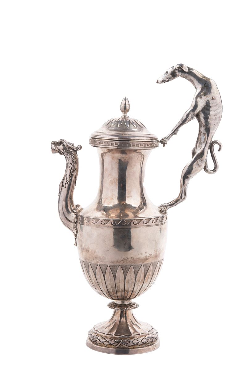 Bottega Sanini, Caffettiera in argento con decorazione zoomorfa