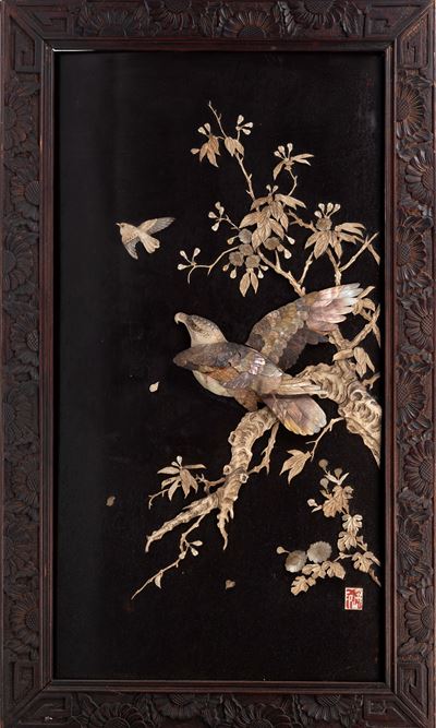 Pannello in lacca raffigurante un'aquila, Giappone, periodo Meiji (1868-1912)