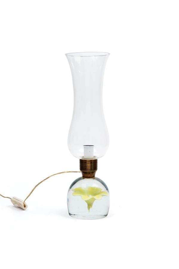 VENINI - MURANO GLASS TABLE LAMP WITH APPLIED FLOWER