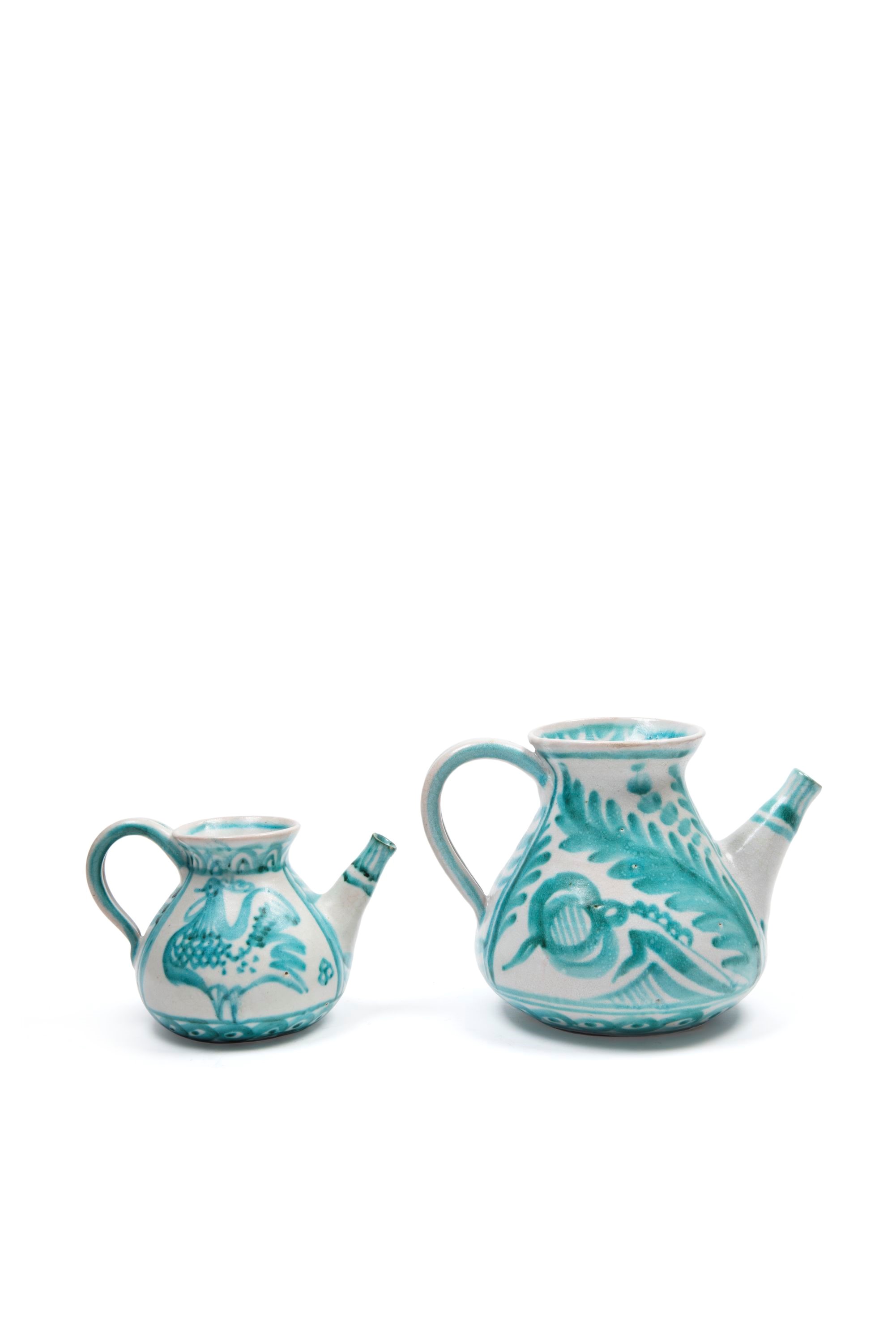 Guido Gambone - Due versatoi in maiolica bianca e verde