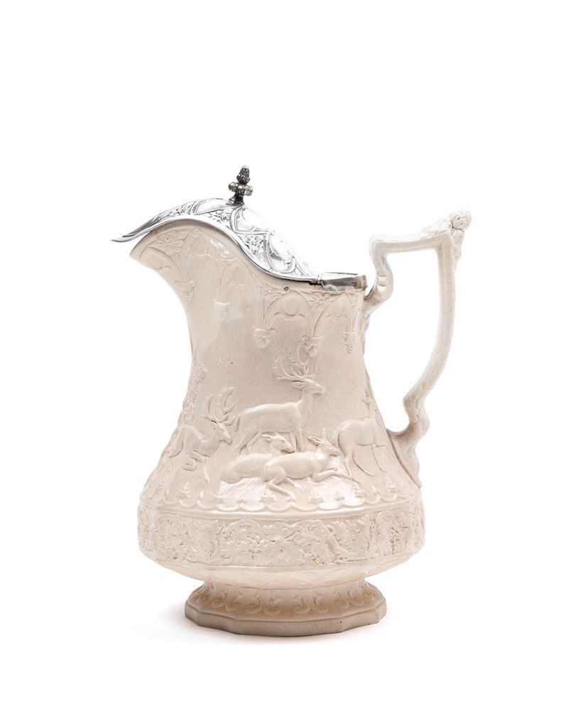 Caraffa in ceramica con coperchio in argento, Francia, XIX secolo