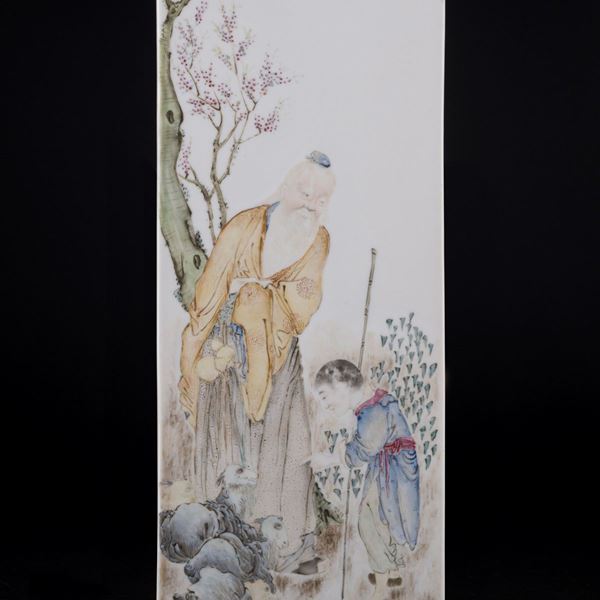 A FAMILLE ROSE PORCELAIN PLAQUE