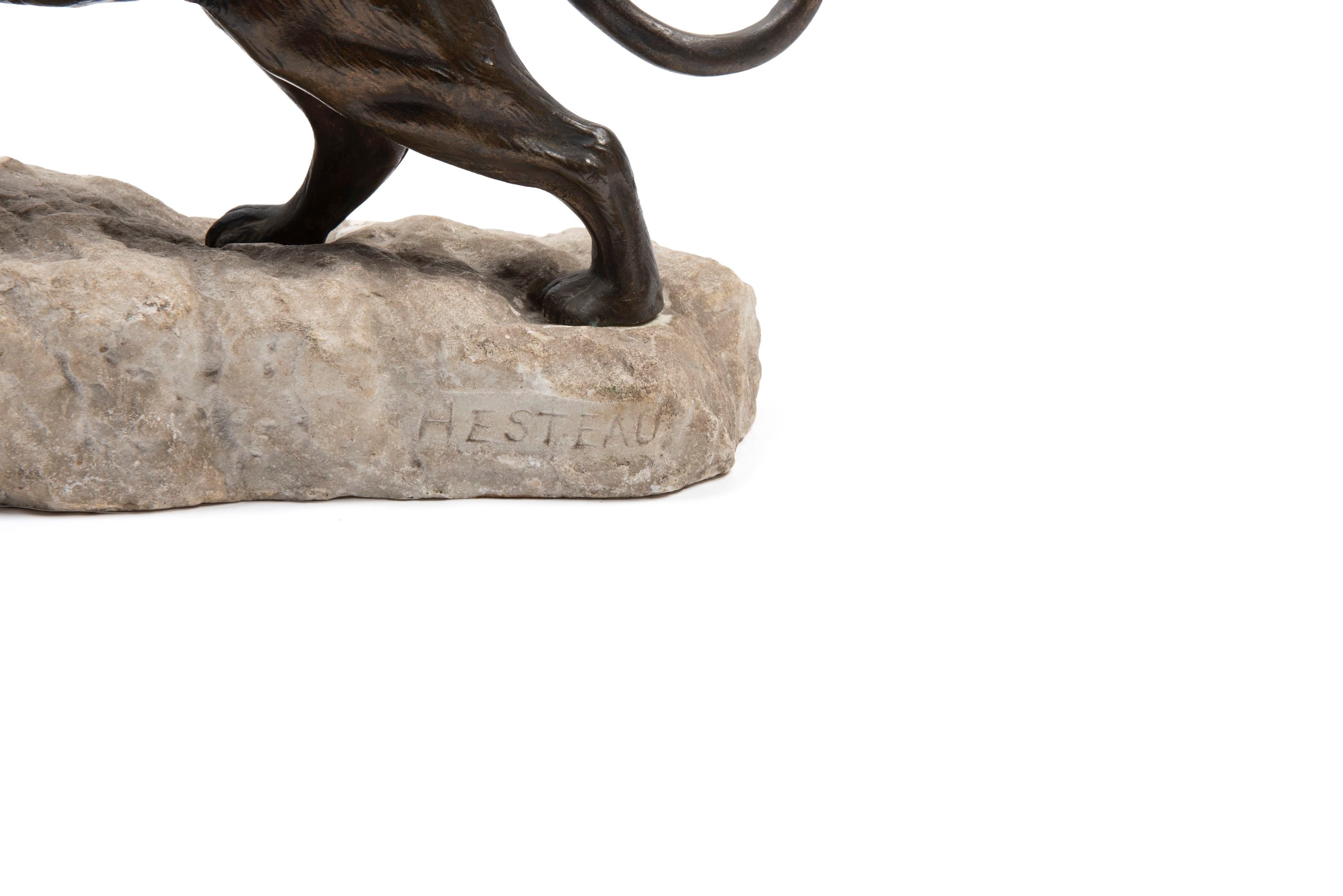 Hesteau, Scultura in bronzo raffigurante tigre
