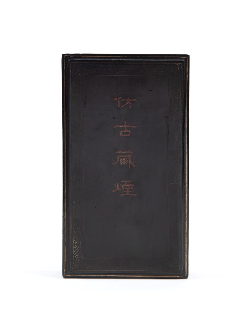 Scatola in lacca nera con set di inchiostri, Cina, dinastia Qing, inizi secolo XX