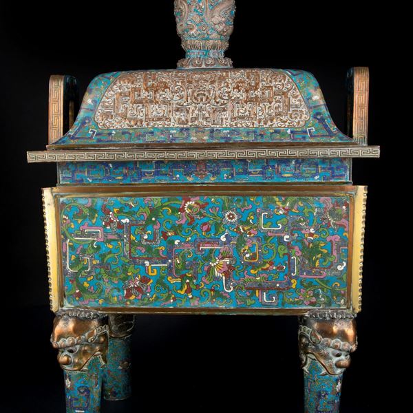 A HUGE CLOISONNÉ INCENSE BURNER
