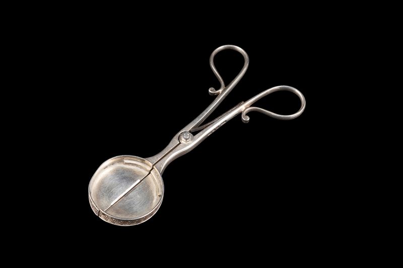 Forbice spegnican d’ela, XIX secolo, argento