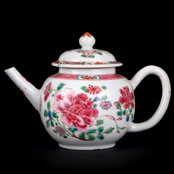 FAMILLE ROSE TEAPOT