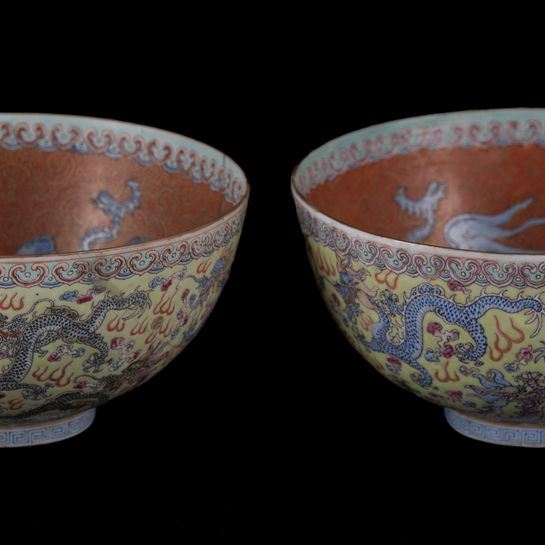 A PAIR OF FAMILLE ROSE CUPS