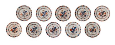 Cina (dinastia Qing, XVIII secolo), Set di dieci piatti in porcellana Imari