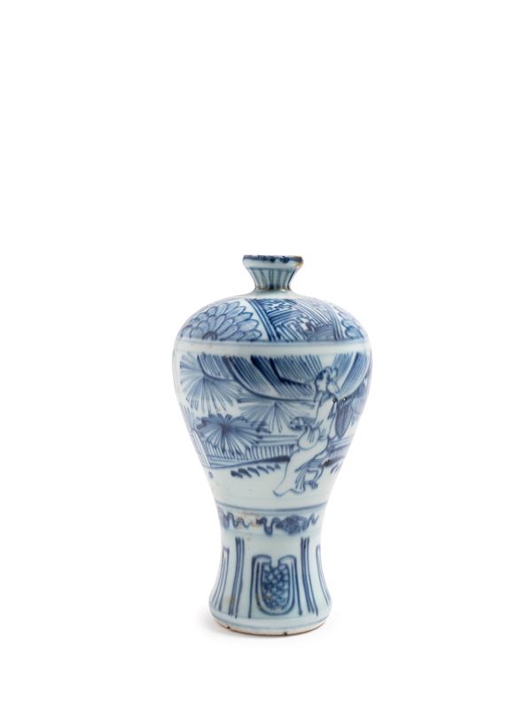 A BLUE AND WHITE MEIPING PORCELAIN VASE