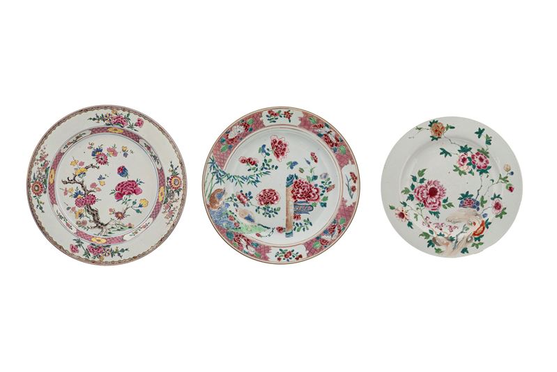 Porcellana cinese (dinastia Qing, XVIII secolo), Tre piatti della Famiglia Rosa